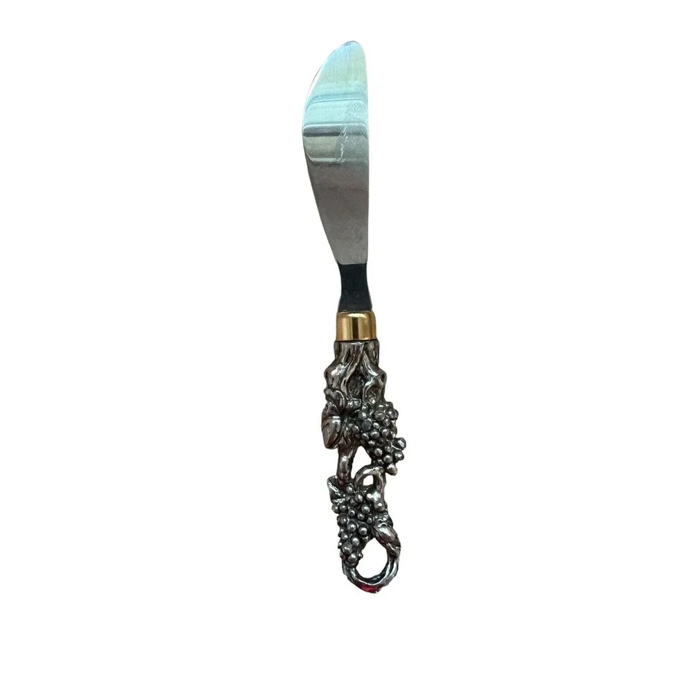 Vintage Cheese Knife Spreader Set~Ornate Handle Raised Relief  Grapes‎